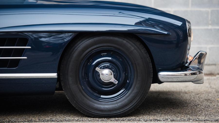  Mercedes-Benz 300 SL Gullwing Coupe 1955 года  (фото 19 из 54)